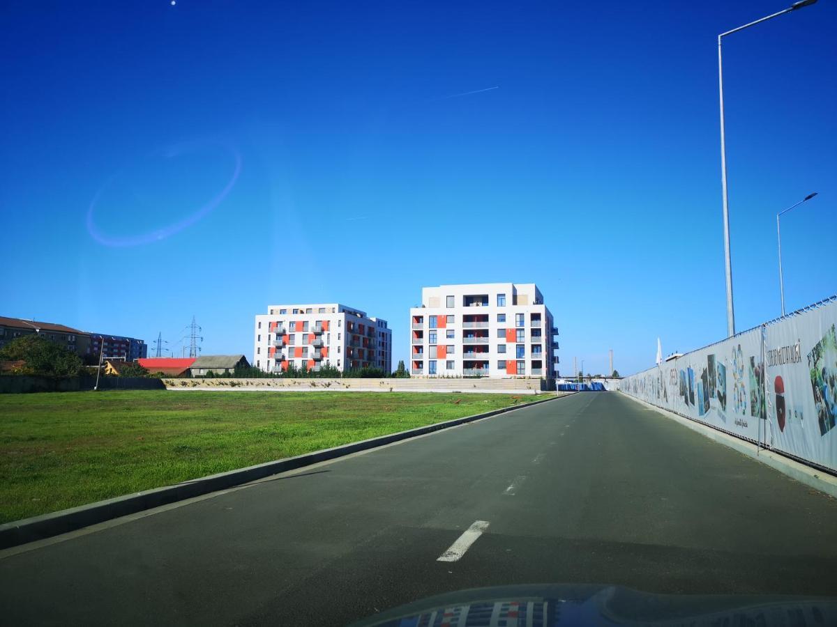 Ared-Atrium Mall Chrysflatty3 Premium Apartment 60Mp Arad Exterior foto